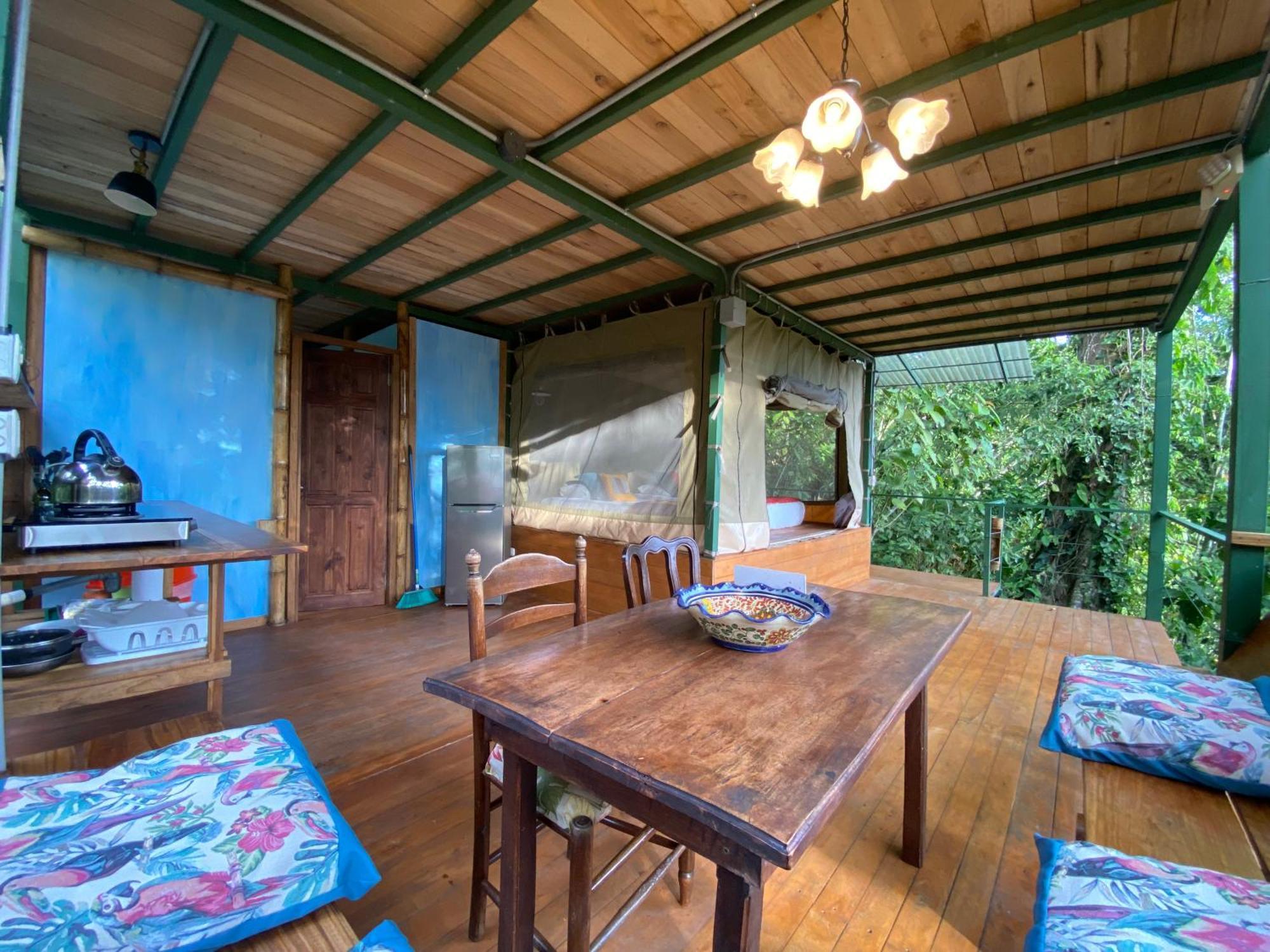 Colina Secreta - Glamping And Villas Puerto Viejo de Talamanca 外观 照片