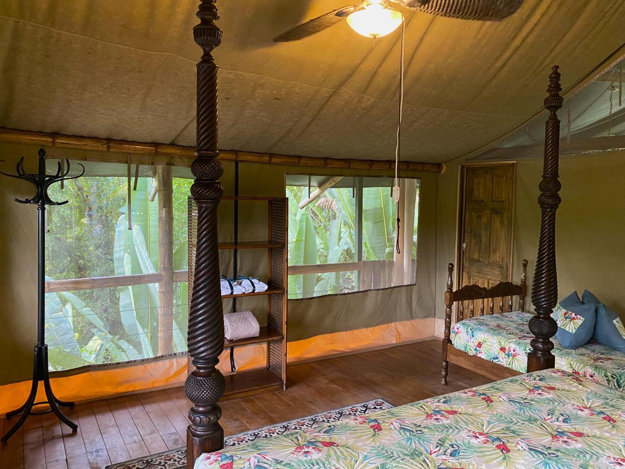 Colina Secreta - Glamping And Villas Puerto Viejo de Talamanca 外观 照片